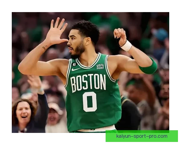 塔图姆用伤后恢复表现回应质疑 布朗透露队内会议达成一致决定以他为进攻核心