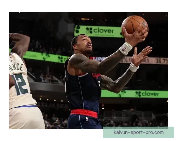 快船一度领先46分大胜雄鹿 小卡单场得分突破20+升队史第4位